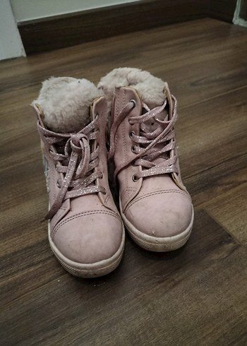 Pembe Nakışlı Kürklü Kız Botu - Görsel 5