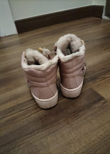 Pembe Nakışlı Kürklü Kız Botu - Görsel 4