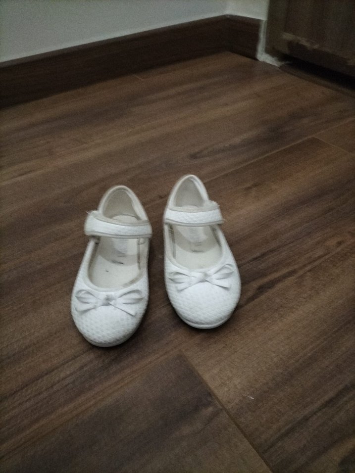 Kız Çocuk Beyaz Fiyonklu Babet Ayakkabı - Görsel 2