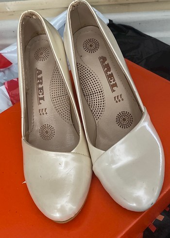 36 Beden Beyaz Kadın Topuklu Klasik Stiletto