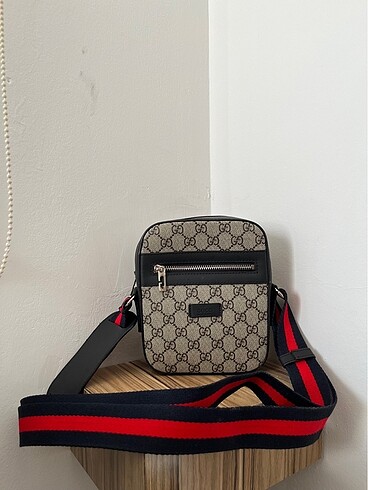 GUCCI ÇANTA