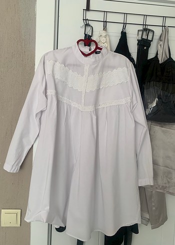 Dantel Detaylı Beyaz Hamile Bluzu - Görsel 2