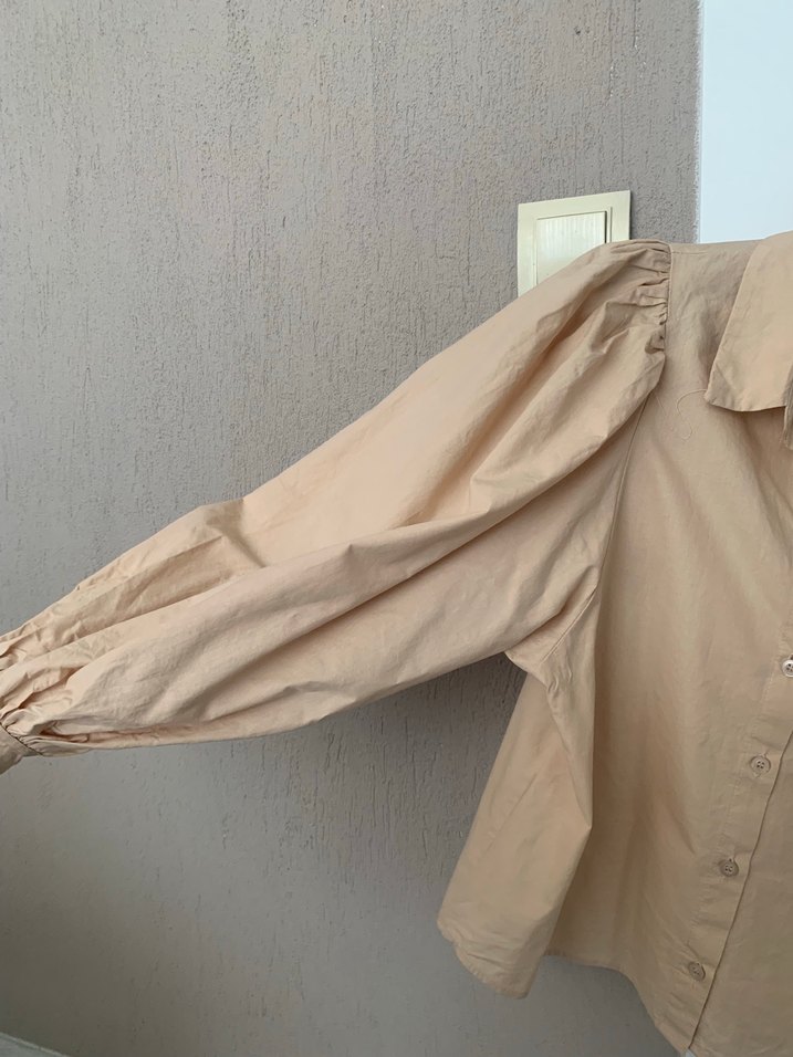 Bej Düğmeli Keten Gömlek - Görsel 3