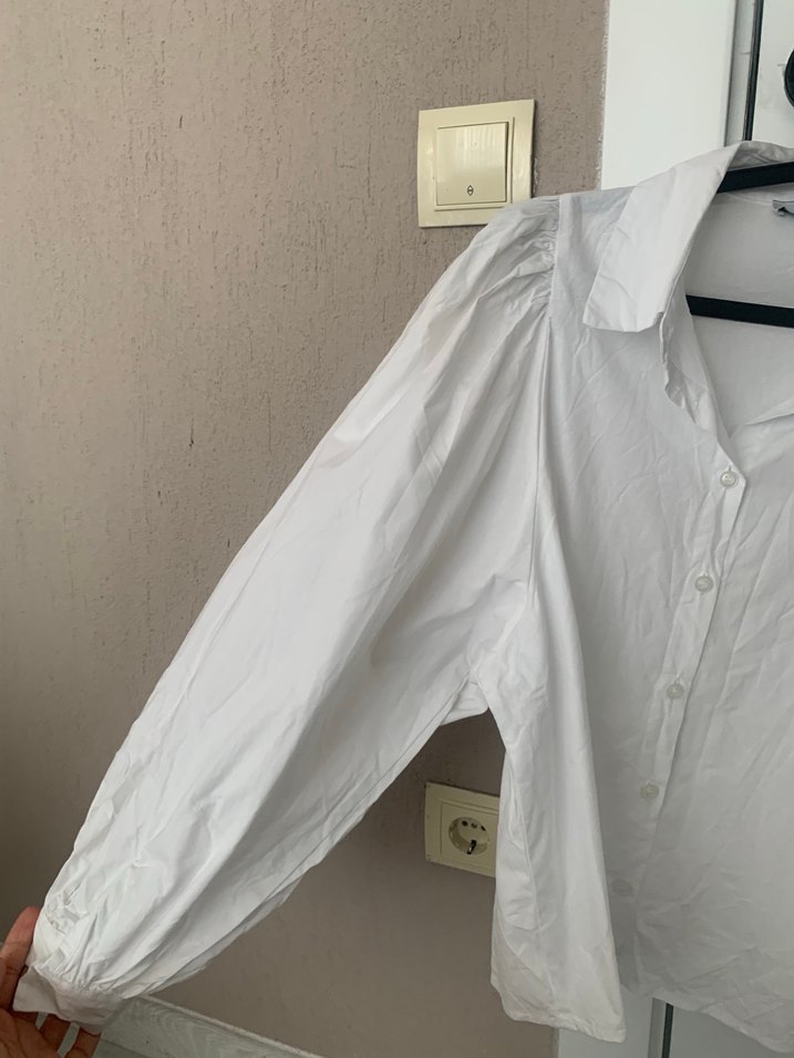 Düğmeli Beyaz Keten Kadın Gömlek - Görsel 2