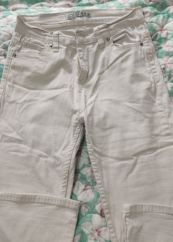 Beyaz Kemerli Bol Kesim Keten Kadın Pantolon - Görsel 2