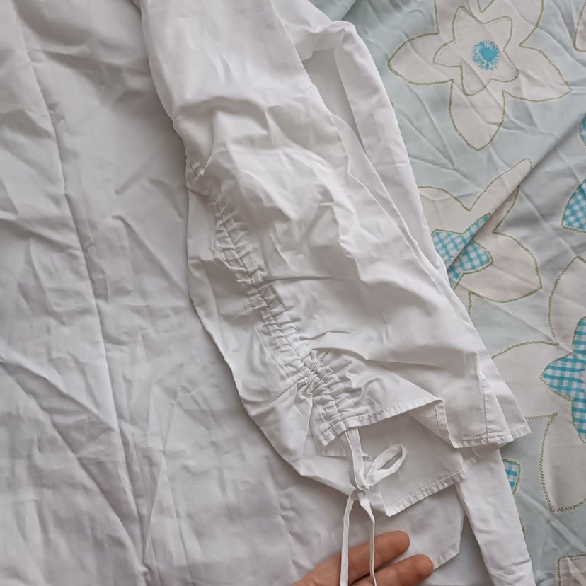 Beyaz Keten Uzun Kollu Bol Kesim Gömlek - Görsel 3