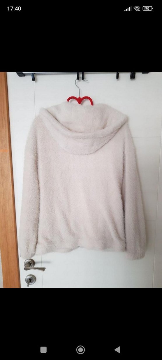 Beyaz Kapüşonlu Peluş Kadın Ceket - Görsel 4