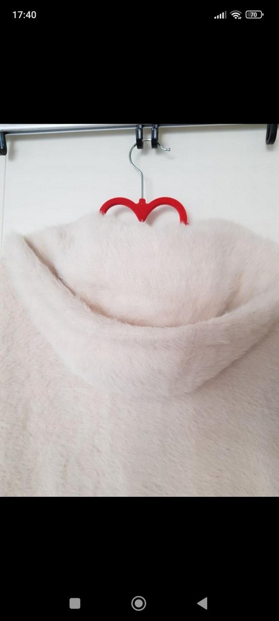 Beyaz Kapüşonlu Peluş Kadın Ceket - Görsel 3