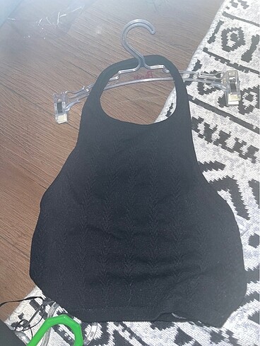 Siyah Bershka Crop