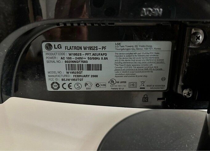 LG Flatron W1952S Monitör - Görsel 5