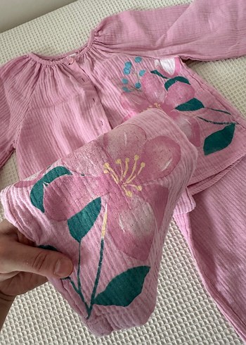LC Waikiki Pembe Nakışlı Uzun Kollu Bebek Kız Takımı