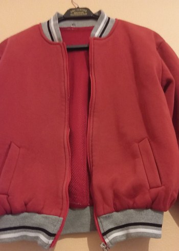 Gri Detaylı Kırmızı Erkek Çocuk Fermuarlı Ceket - Görsel 2