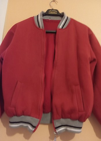 Gri Detaylı Kırmızı Erkek Çocuk Fermuarlı Ceket - Görsel 3