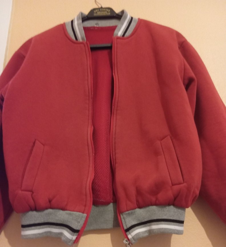 Gri Detaylı Kırmızı Erkek Çocuk Fermuarlı Ceket - Görsel 2