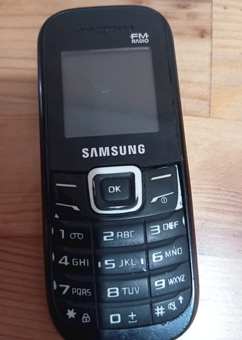 SAMSUNG Siyah Temel Telefon - Görsel 2