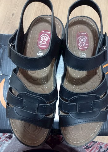 Kadın Siyah Dolgu Topuklu Sandalet - Görsel 3