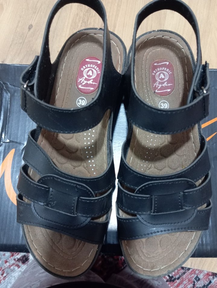 Kadın Siyah Dolgu Topuklu Sandalet - Görsel 3