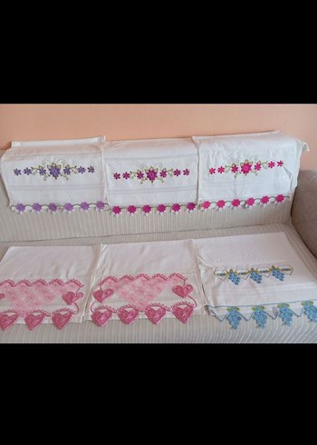 Diğer Nakışlı Pastel Renkli Beyaz Havlular
