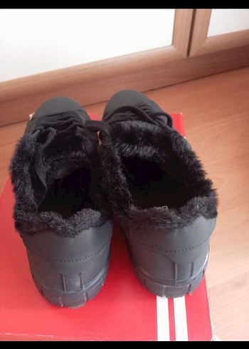 39 Beden siyah Renk Siyah Kürklü Stiletto Topuklu Kadın Spor Ayakkabı