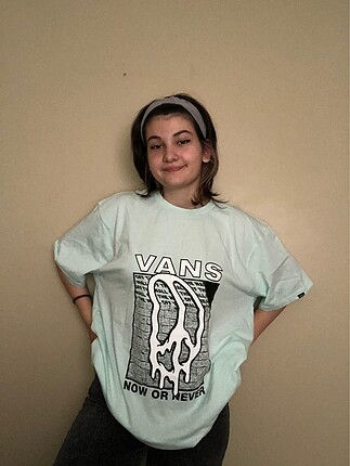 vans tshirt