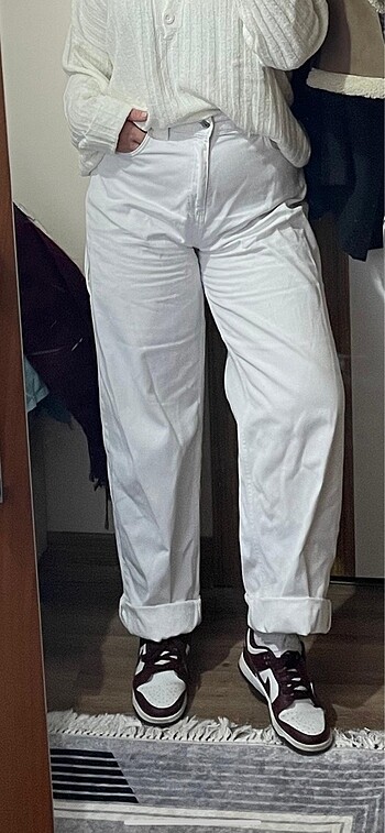 Beyaz baggy jean