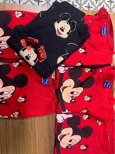Diğer Mickey 2 li cocuk takımı