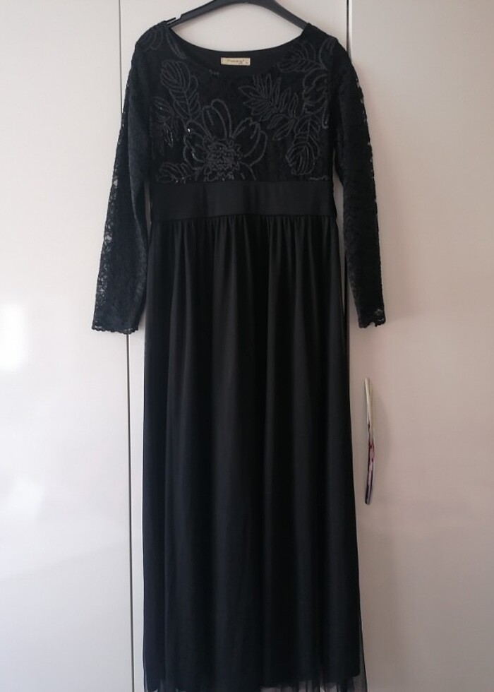 Siyah elbise tam bir kurtarıcı  - Görsel 2