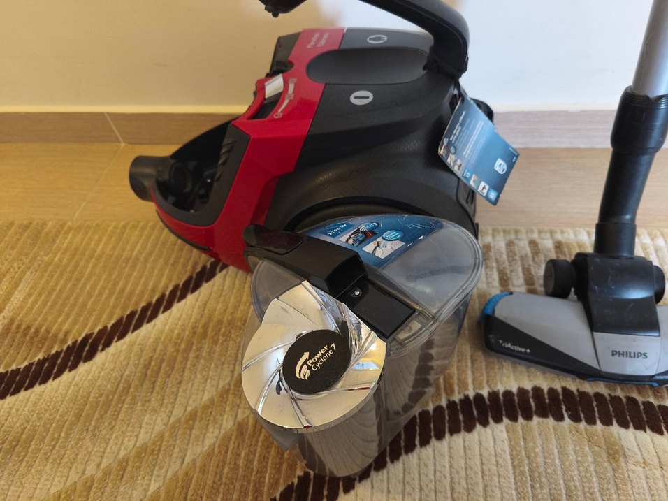 Philips Kırmızı Gri Elektrikli Süpürge - Görsel 5