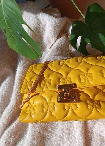 Askılı Sarı Canta - Görsel 15