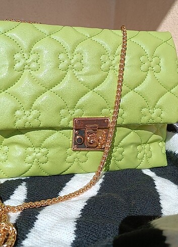 Askılı Yeşil Canta - Görsel 9