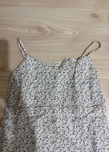 Zara çiçekli midi elbise - Görsel 2