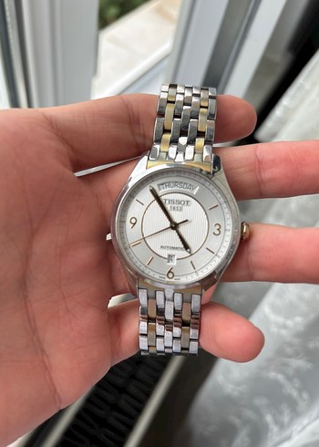 Tissot Tissot T-One Otomatik Day Date saat