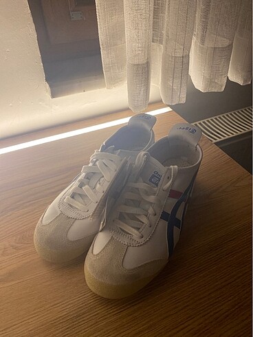 onitsuka tigers