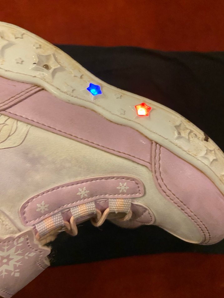 Lcw elsa anna ışıklı bot ayakkabı elsalı 30 numara - Görsel 3