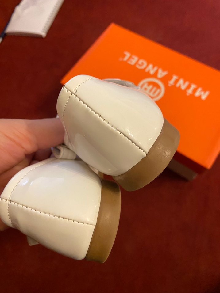 Kız Çocuk Beyaz Fiyonklu Rugan Babet Ayakkabı - Görsel 5