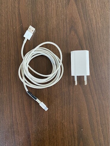 Apple iphone orijinal şarj aleti