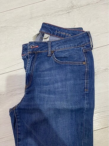 Mango Mango Jean 