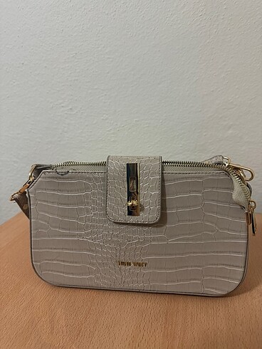 Ninewest taba çanta