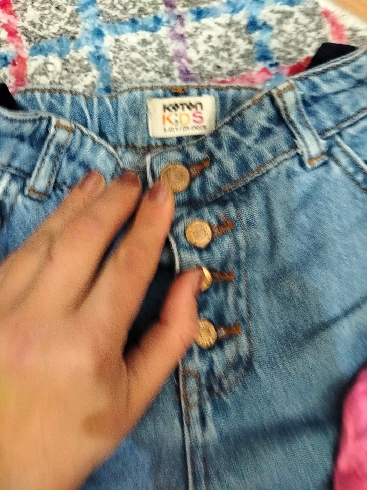 Kız Çocuk Düğmeli Bol Kesim Denim Pantolon - Görsel 4
