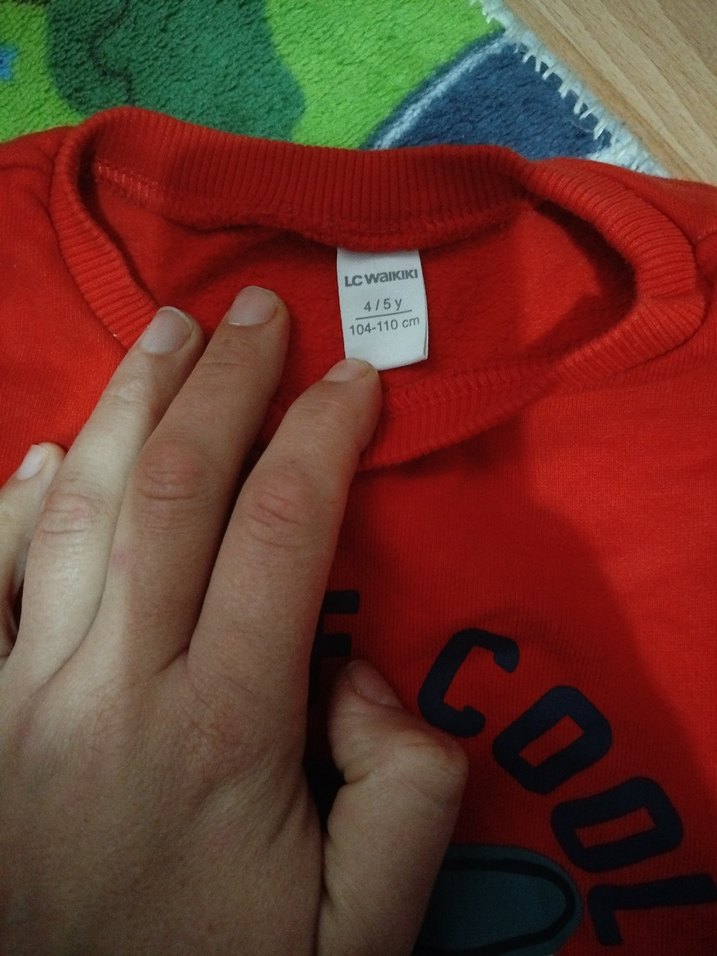 Kırmızı Sweatshirt ve Siyah Pantolon Bebek Takımı - Görsel 3