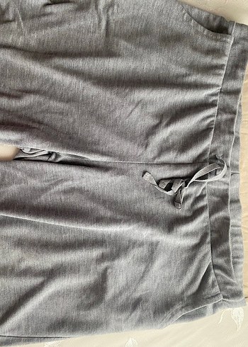 Gri Hamile Şortu Midi Boy Rahat Kesim - Görsel 3