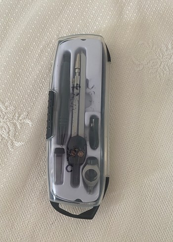 Renkli Harf ve Sayı Tırnak Süslemeleri - Görsel 18