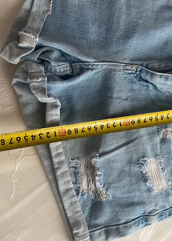 Kadın Gri Mavi Bol Kesim Mini Denim Şort LCW - Görsel 3