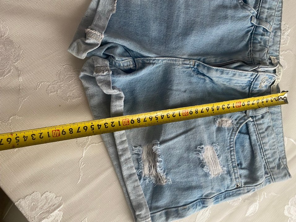 Kadın Gri Mavi Bol Kesim Mini Denim Şort LCW - Görsel 3