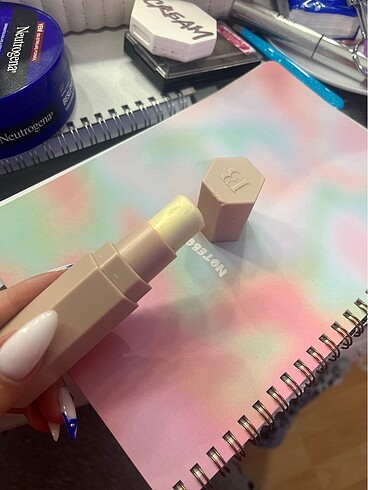 Beden fenty highlighter