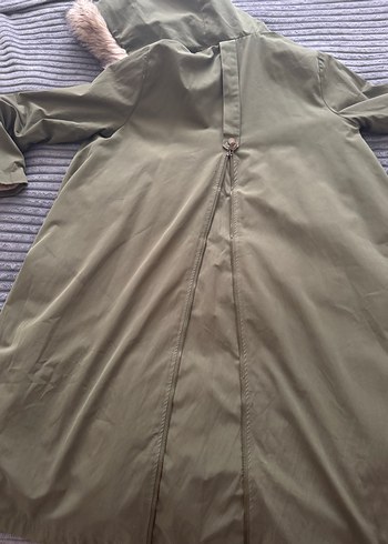 Kapüşonlu Kadın Parka - Görsel 3