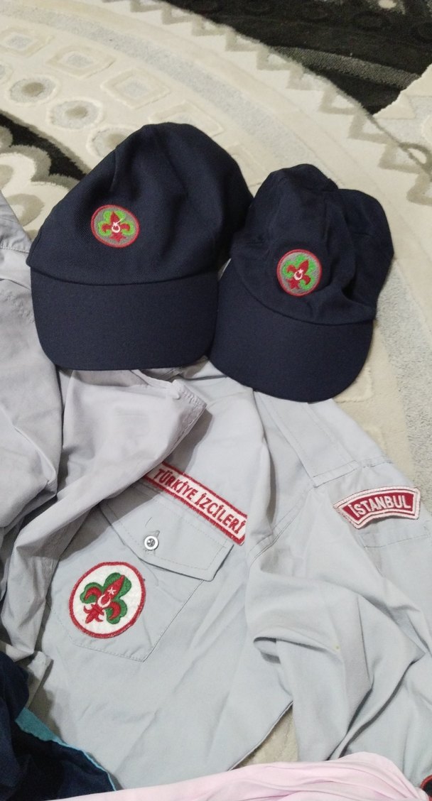 çocuk izci takımı şapka fular gömlek kemer rozet - Görsel 2