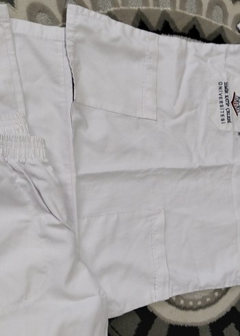 Kadın Beyaz V Yaka hemşire forması - Görsel 3