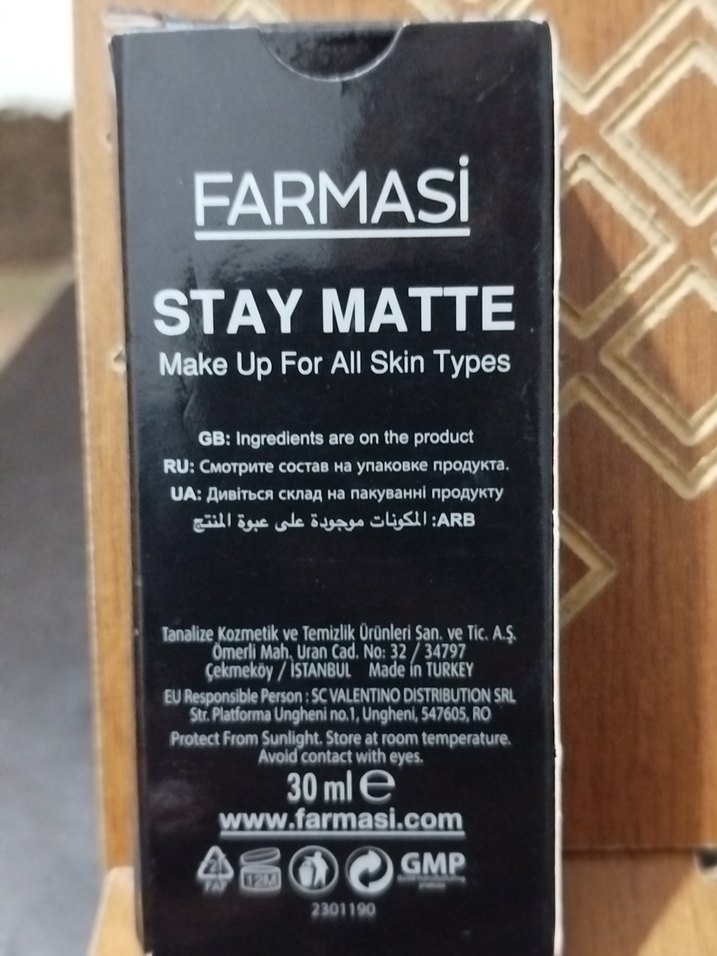 Farmasi Stay Matte Mineral Fondöten 30 ml - Görsel 2