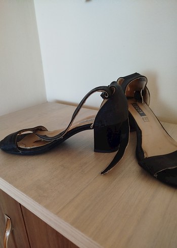 Siyah Tokalı Blok Topuklu Kadın Abiye Ayakkabı - Görsel 3